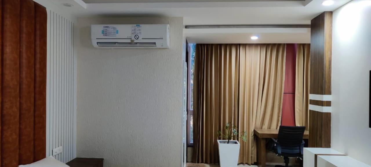 Hotel Maira Ντεχραντούν Εξωτερικό φωτογραφία
