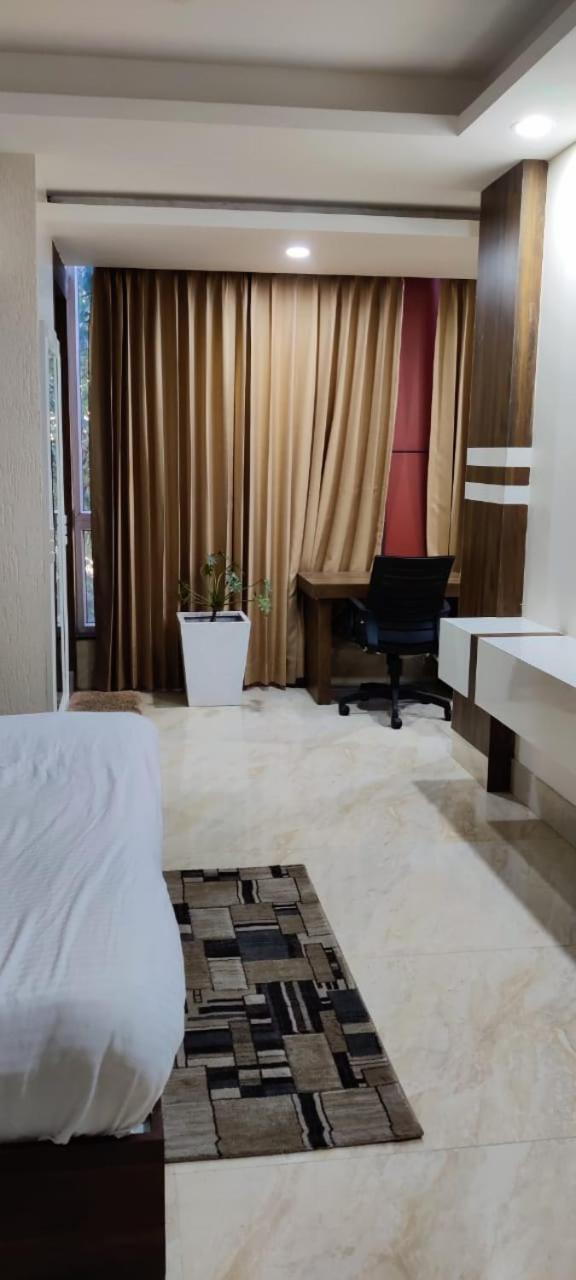 Hotel Maira Ντεχραντούν Εξωτερικό φωτογραφία